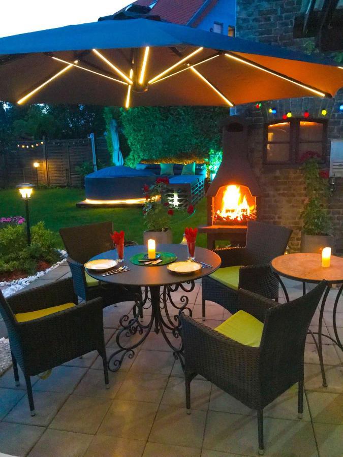 "Casa20200" 2 X Apartments Je 150Qm Fuer Business, Familien, Gruppen, Handwerker 15Min Von Berlin, Erdbeerhof, Outlet B5, 5Min Vom See Falkensee !! 2 Apartment Each 150Qm For Business , Families 15Min From Berlin!! エクステリア 写真