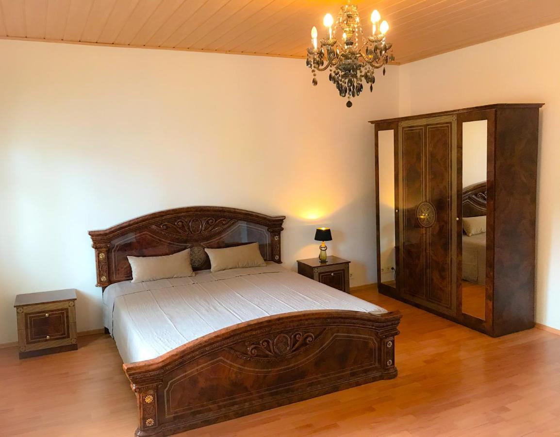 "Casa20200" 2 X Apartments Je 150Qm Fuer Business, Familien, Gruppen, Handwerker 15Min Von Berlin, Erdbeerhof, Outlet B5, 5Min Vom See Falkensee !! 2 Apartment Each 150Qm For Business , Families 15Min From Berlin!! エクステリア 写真