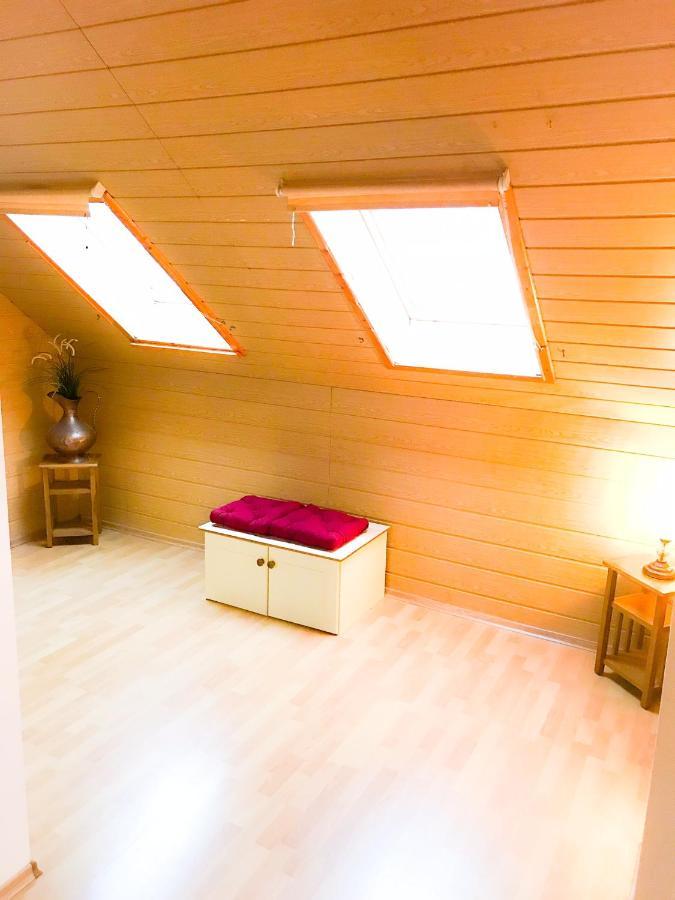 "Casa20200" 2 X Apartments Je 150Qm Fuer Business, Familien, Gruppen, Handwerker 15Min Von Berlin, Erdbeerhof, Outlet B5, 5Min Vom See Falkensee !! 2 Apartment Each 150Qm For Business , Families 15Min From Berlin!! エクステリア 写真