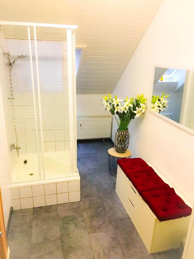 "Casa20200" 2 X Apartments Je 150Qm Fuer Business, Familien, Gruppen, Handwerker 15Min Von Berlin, Erdbeerhof, Outlet B5, 5Min Vom See Falkensee !! 2 Apartment Each 150Qm For Business , Families 15Min From Berlin!! エクステリア 写真