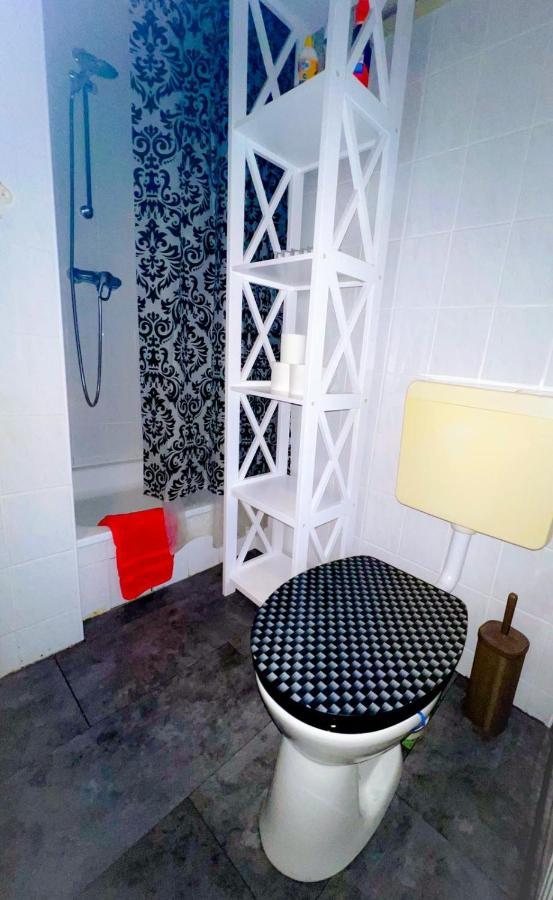 "Casa20200" 2 X Apartments Je 150Qm Fuer Business, Familien, Gruppen, Handwerker 15Min Von Berlin, Erdbeerhof, Outlet B5, 5Min Vom See Falkensee !! 2 Apartment Each 150Qm For Business , Families 15Min From Berlin!! エクステリア 写真